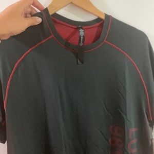 NWT Men’s Lululemon Metal Vent Tech size M